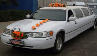 Свадебный лимузин Lincoln Limousine Towncar № Л2755, белый