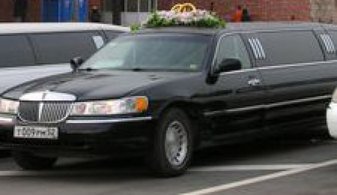 Свадебный лимузин Lincoln Limousine Towncar № Л2759, черный