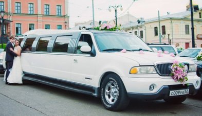 Лимузин на свадьбу № П2681 - Студия организации праздников Пилот