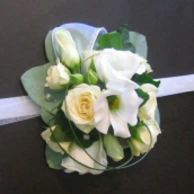 Аксессуар из цветов D2716 - Салон цветов DESIGN & БУКЕТ