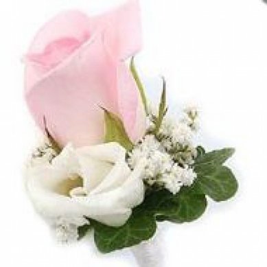 Бутоньерка Ц3329 - Салон цветов Цветочная лавка