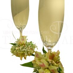 Аксессуар из цветов С3016