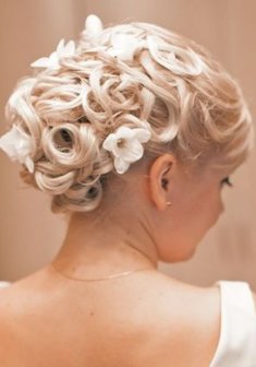 Cвадебная прическа Н13070 с собранными волосами