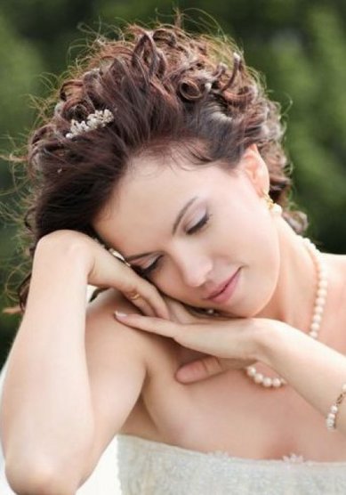 Свадебная прическа Е13043 - Стилист-визажист Елена Российская