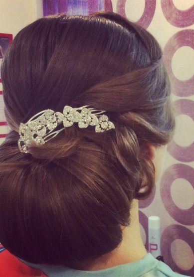 Прическа на свадьбу Низкий гладкий пучок (Е18708) - Стилист-визажист Елена Короткова