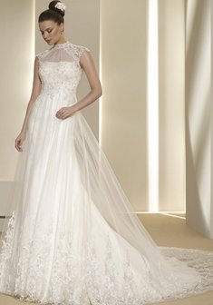 Свадебное платье 5081-P22076. С прямой юбкой, длинное со шлейфом.