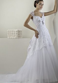 Свадебное платье L22288. А-силуэт, длинное со шлейфом.