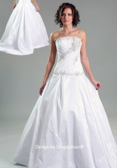 Свадебное платье P22390. А-силуэт, длинное со шлейфом.