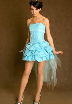 Вечернее платье P22416. С пышной юбкой, короткое со шлейфом.