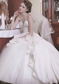 Свадебное платье S22690. С пышной юбкой, длинное без шлейфа.