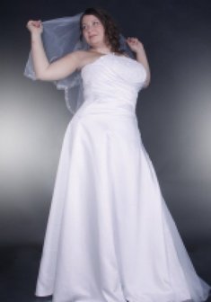 Свадебное платье Мирьям-K22883. А-силуэт, длинное без шлейфа.