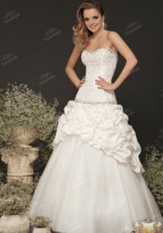 Свадебное платье C0220-K22885. А-силуэт, длинное без шлейфа.