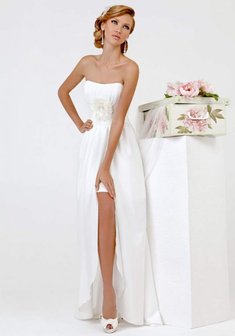 Свадебное платье Агата-L29863. С прямой юбкой, короткое со шлейфом.