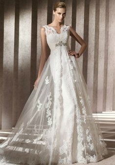 Свадебное платье BERING-M33440. А-силуэт, длинное со шлейфом.