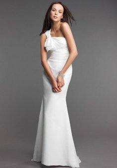 Свадебное платье DJINI-M33461. С прямой юбкой, длинное без шлейфа.