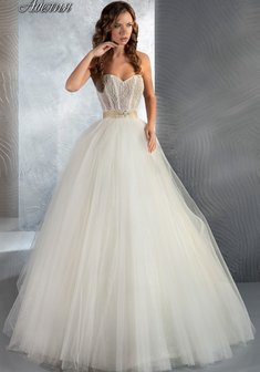 Свадебное платье Аделия-G33873. С пышной юбкой, длинное без шлейфа.