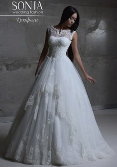 Свадебное платье Трюфели-M36162. С пышной юбкой, длинное без шлейфа.