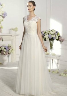 Свадебное платье ADRIANA-P37331. А-силуэт, длинное со шлейфом.