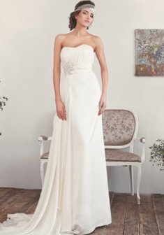 Свадебное платье СИЕНА-B38524. С прямой юбкой, длинное со шлейфом.