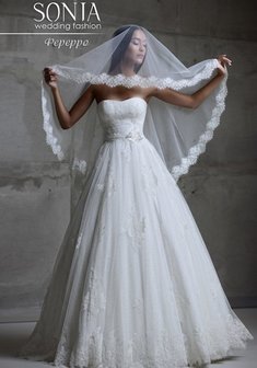 Свадебное платье Ферерро-M39377. С пышной юбкой, длинное без шлейфа.