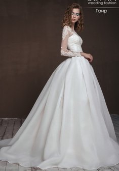Свадебное платье Гаир-M65956. С пышной юбкой, длинное со шлейфом.