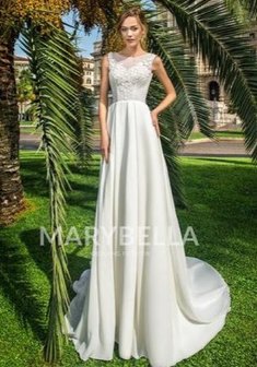 Свадебное платье P65976. С прямой юбкой, длинное со шлейфом.