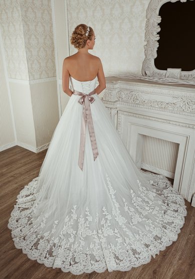 Свадебное платье Abela-B41962 - Свадебный салон Bridal Gallery