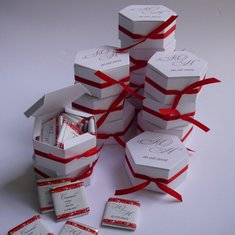 Бонбоньерка D26189