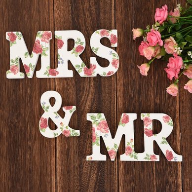 Аксессуар О122535 - Декор Объемные буквы с цветами или блестками