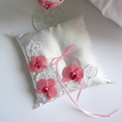 Подушки д/колец от 300р. D26253 - ДЕКОР СТУДИЯ DEKOS